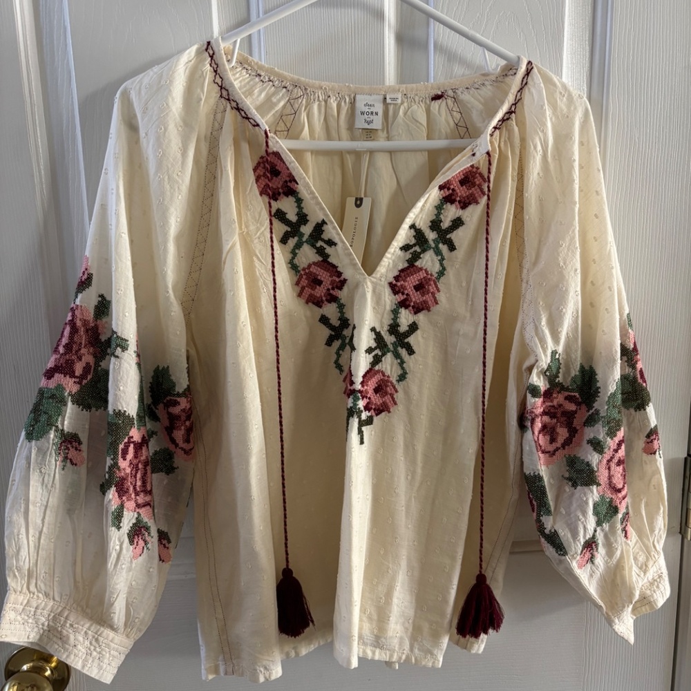 NWT Anthropologie Embroidered Peasant Boho Blouse 6 - Picture 2 of 2